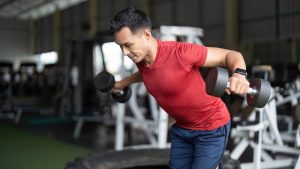 hátsó váll edzés