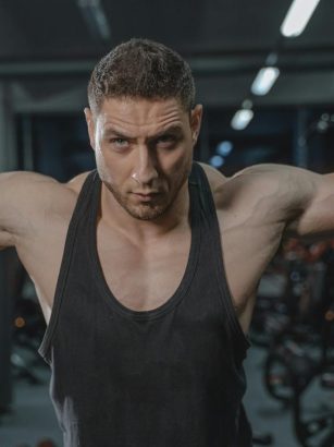 oldalsó váll edzés