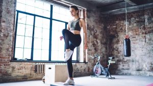 step up fenék gyakorlat padra fellépés